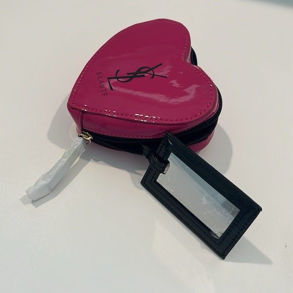 YSL Yves Saint Laurent Beauté Pink Patent Heart Lipstick Holder - Picture 5 of 9